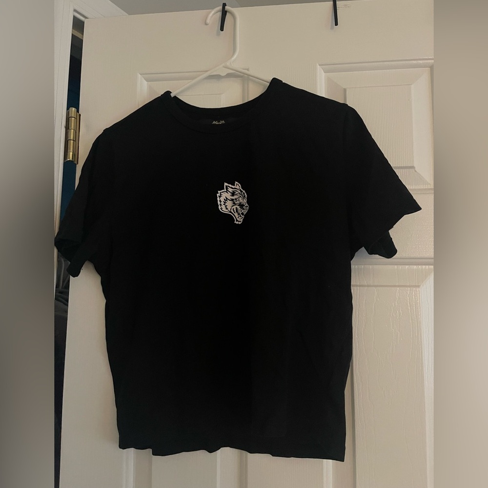 Darc sport Wolves Graphic cropped tee
